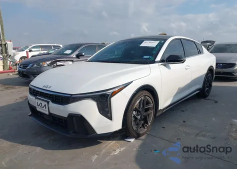 2025 Kia K4 Gt-Line z USA, uszkodzony, nr VIN 3KPFW4DE9SE098445